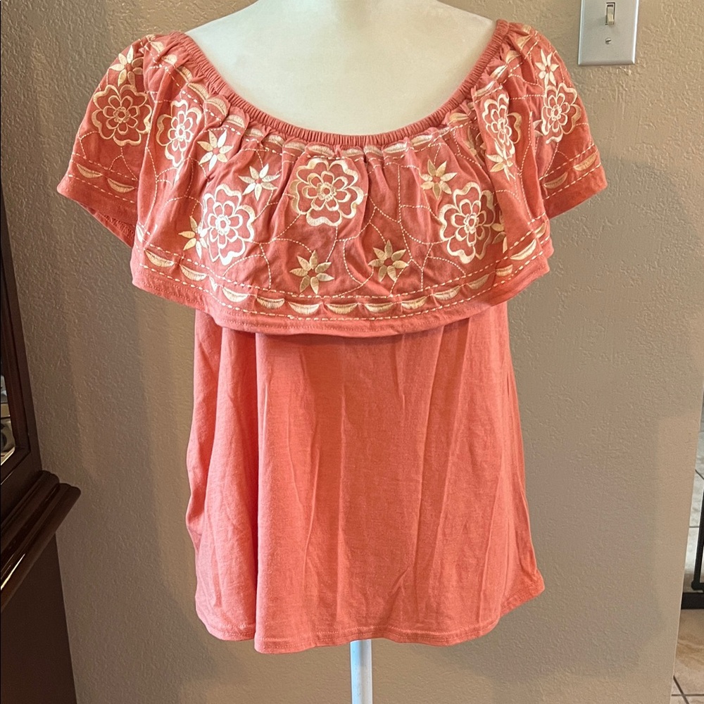 Floral Embroidered Off-Shoulder Blouse
